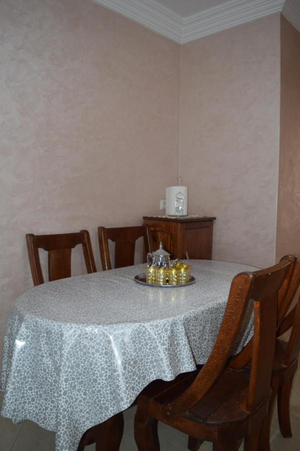 Appartement Ideal Riad Al Salam A 8 Minutes De La Plage Du Centre Ville,Wifi Et Parking Gratuits Agadir Kültér fotó