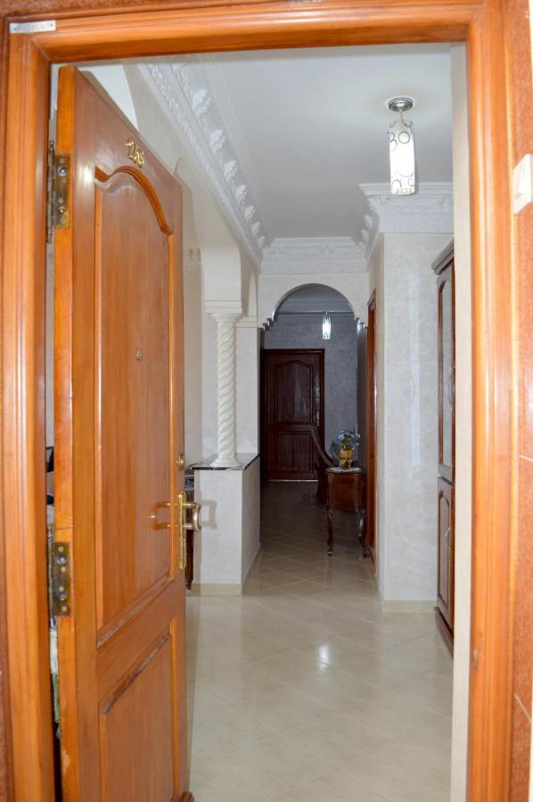Appartement Ideal Riad Al Salam A 8 Minutes De La Plage Du Centre Ville,Wifi Et Parking Gratuits Agadir Kültér fotó